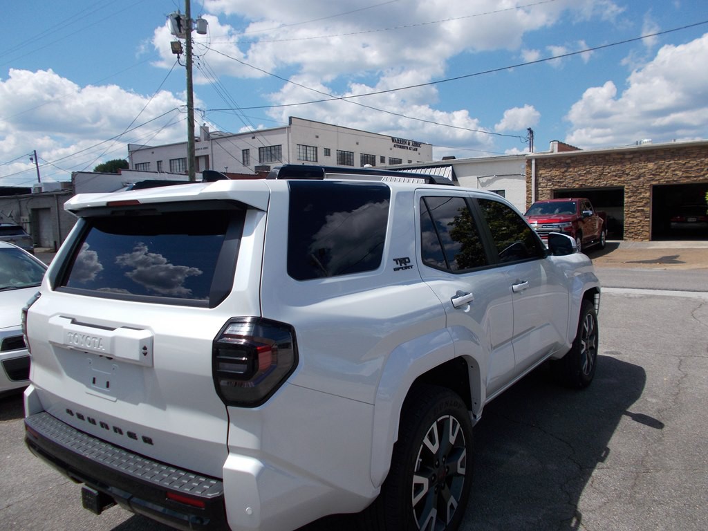 2025 Toyota 4Runner Image 4