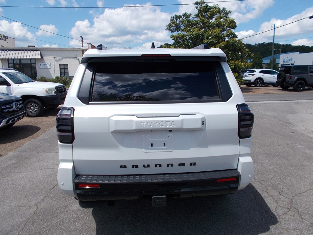2025 Toyota 4Runner Image 6