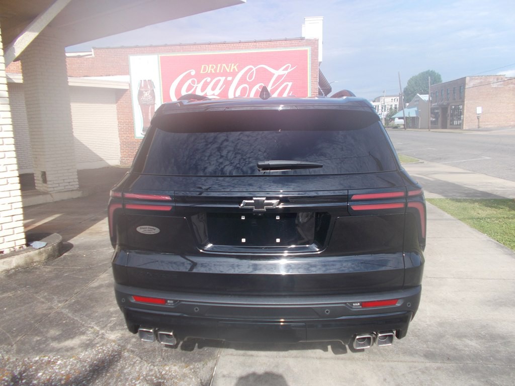 2025 Chevrolet Traverse Image 4