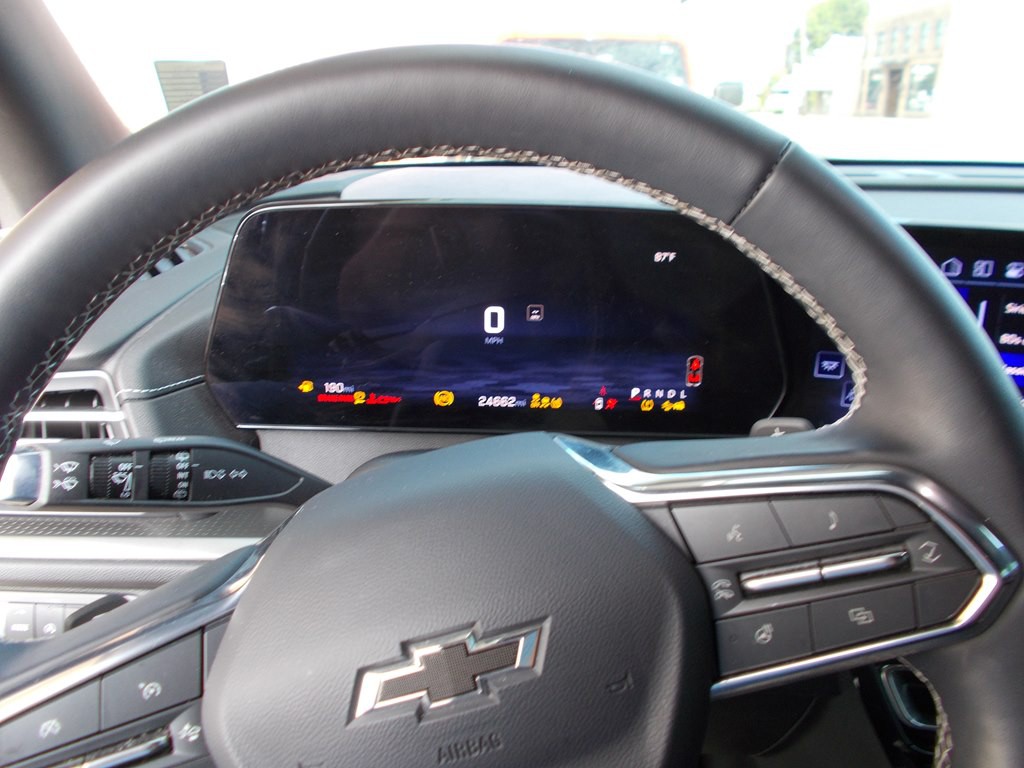 2025 Chevrolet Traverse Image 9