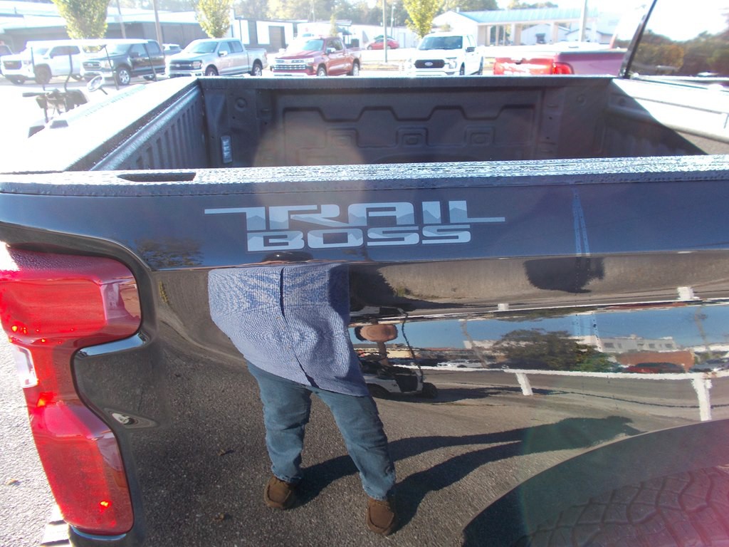 2026 Chevrolet Silverado 1500 Image 5