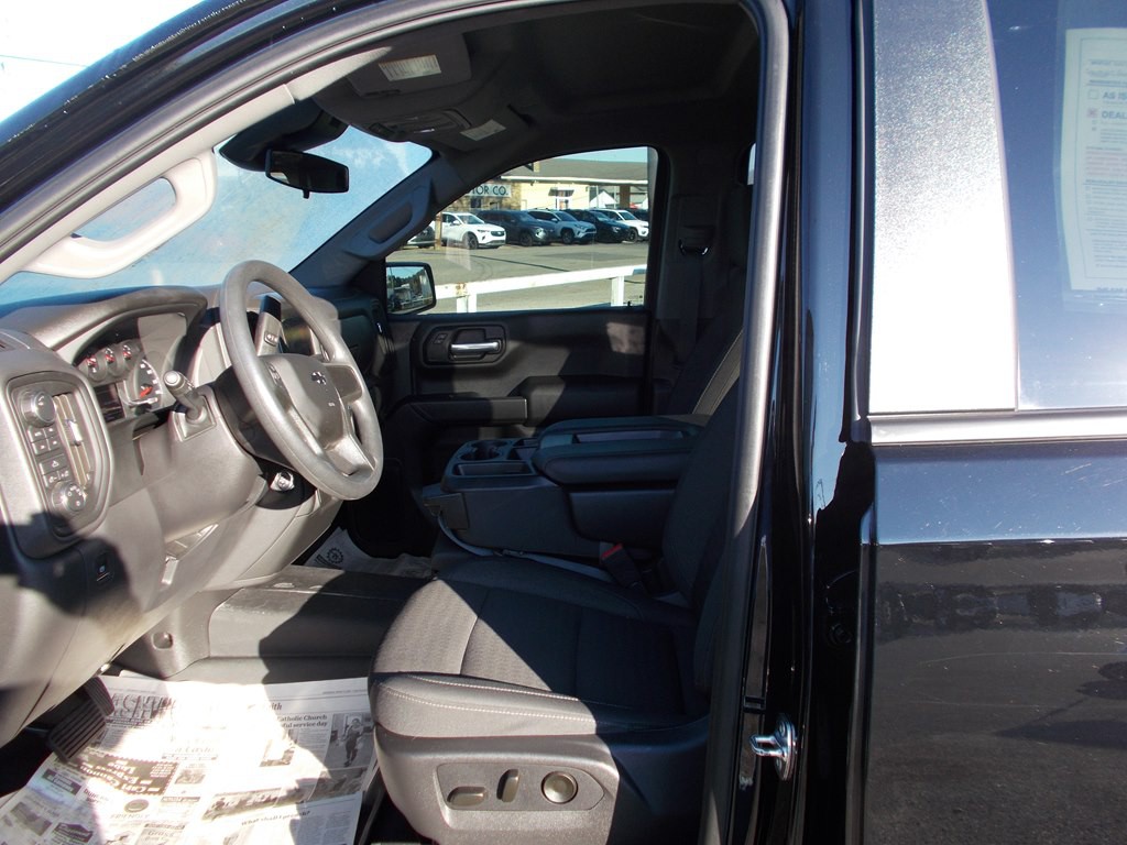 2026 Chevrolet Silverado 1500 Image 9
