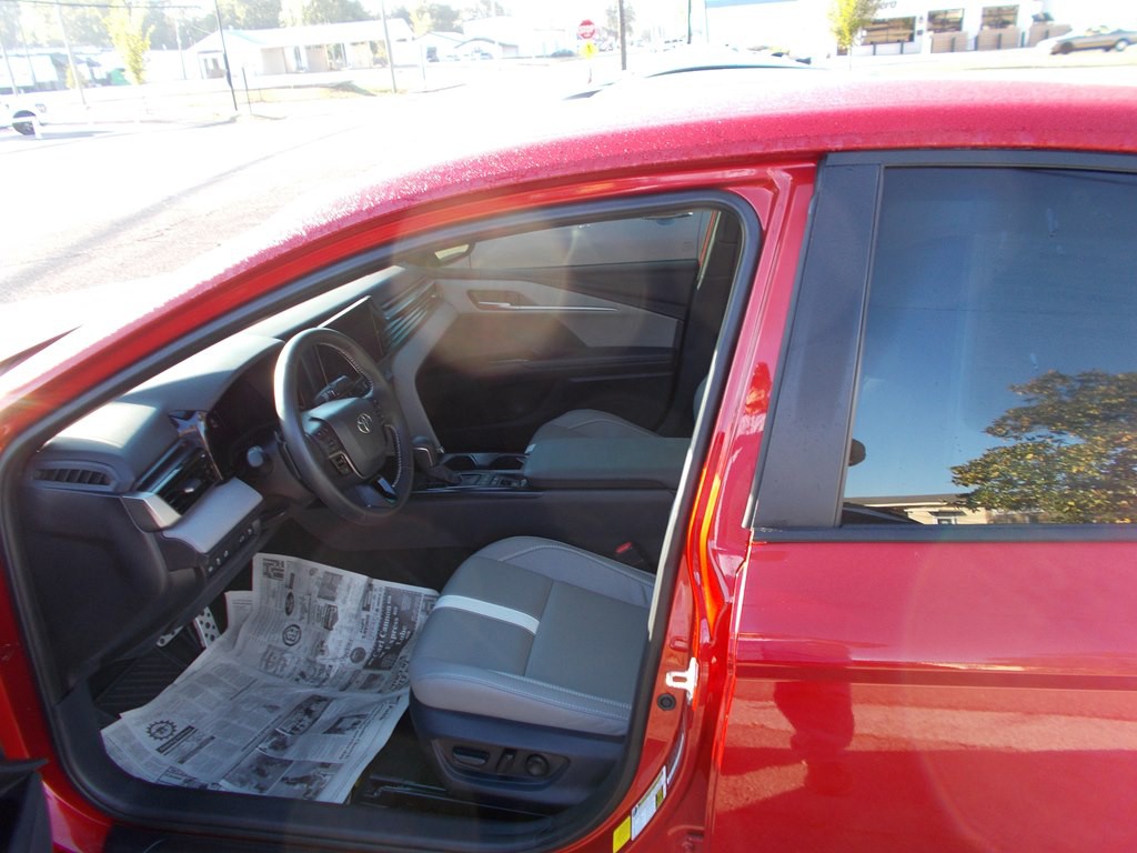 2026 Toyota Camry Image 7