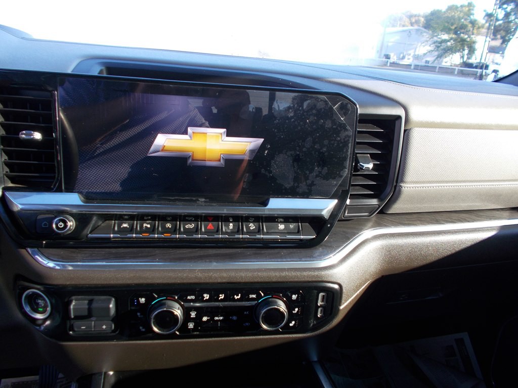 2024 Chevrolet Silverado 1500 Image 9