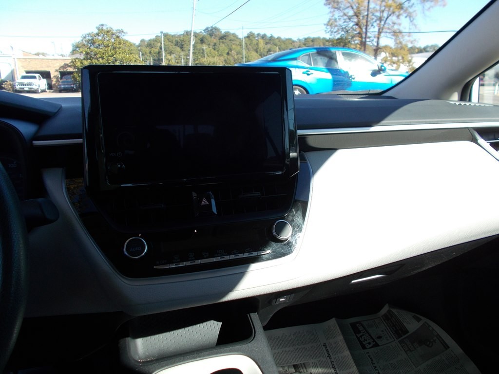 2025 Toyota Corolla Image 8