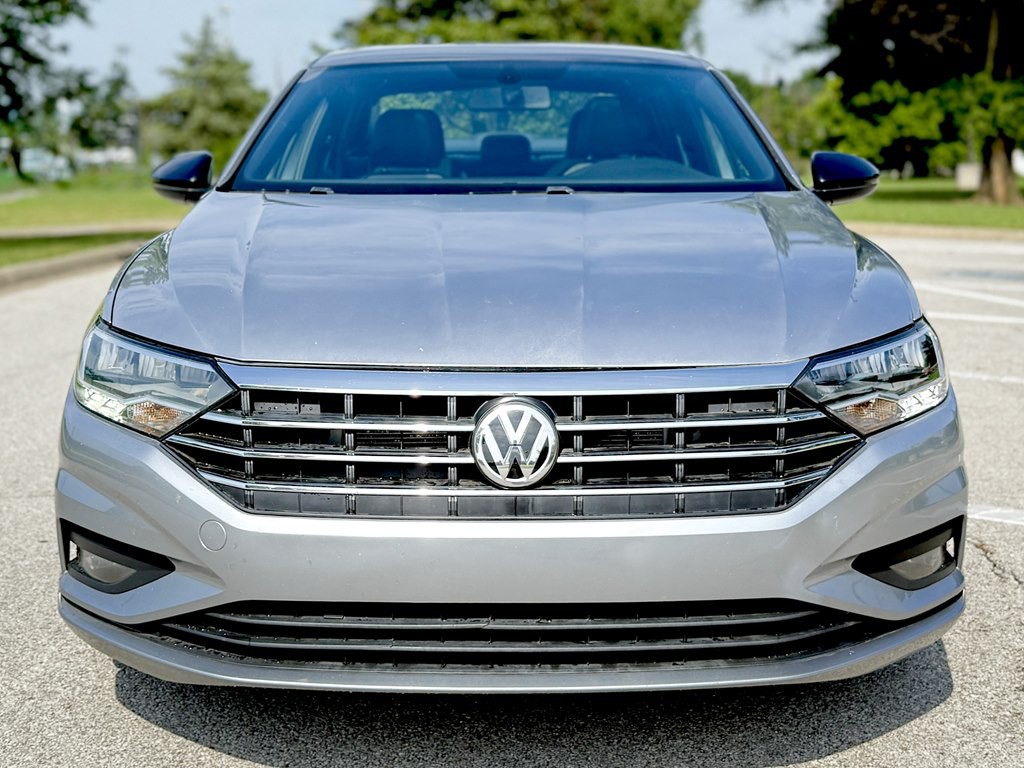 2019 Volkswagen Jetta Image 2