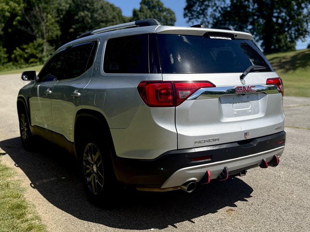 2017 GMC Acadia Image 7