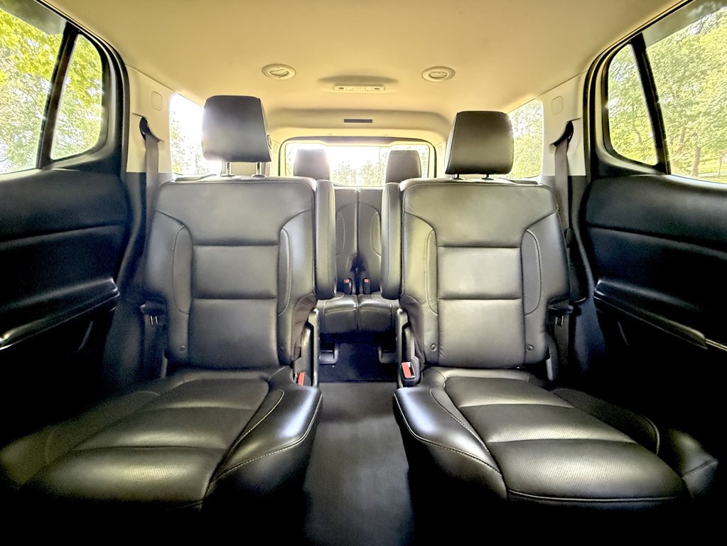 2017 GMC Acadia Image 11