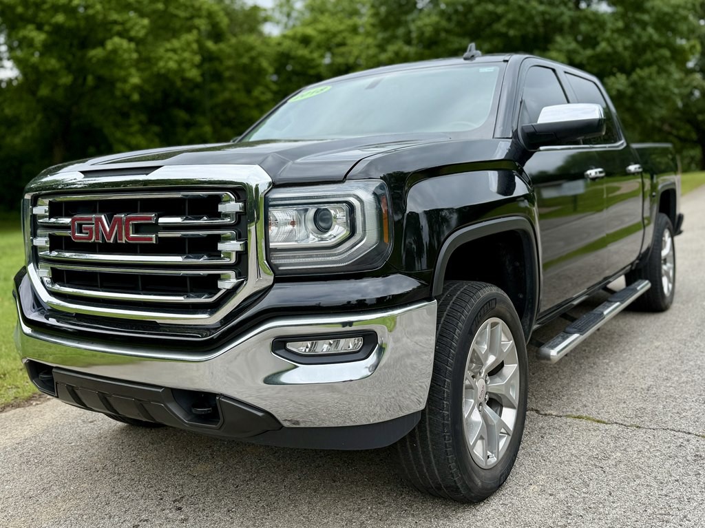 2018 GMC Sierra Image 1