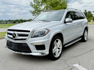 Image for 2015 Mercedes-Benz GL-Class GL 550 4MATIC ID: 6317869