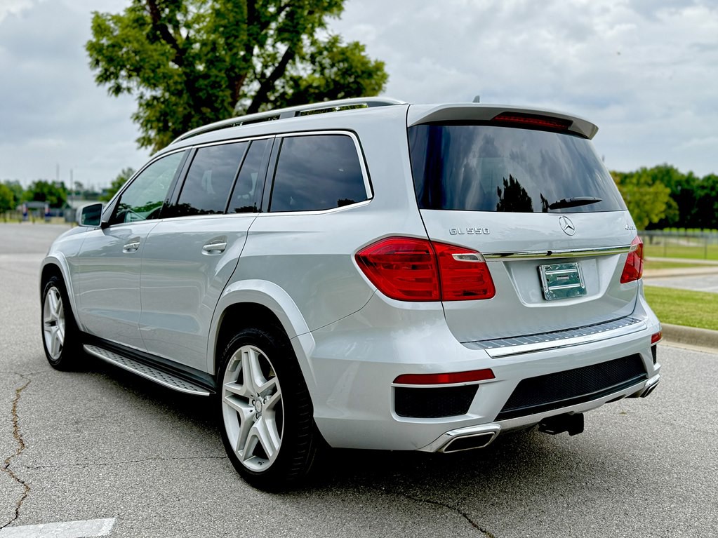 2015 Mercedes-Benz GL-Class Image 7