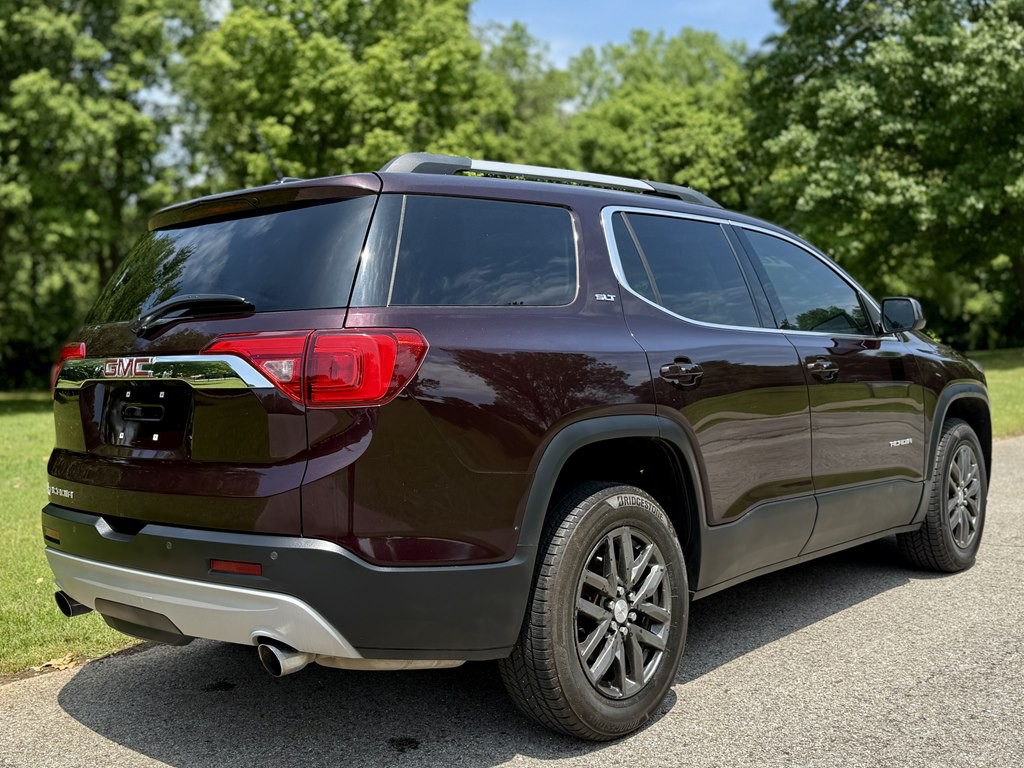 2018 GMC Acadia Image 3