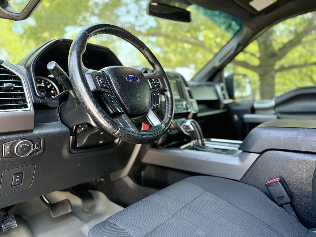 2015 Ford F-150 Image 8