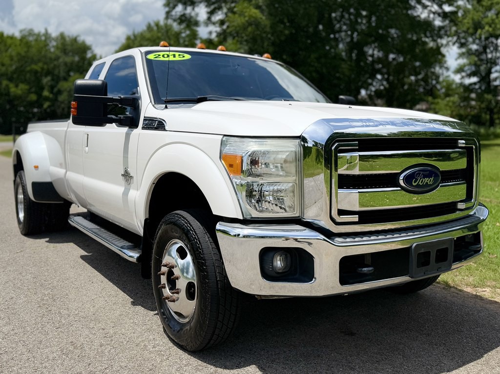 2015 Ford F-350 Image 3