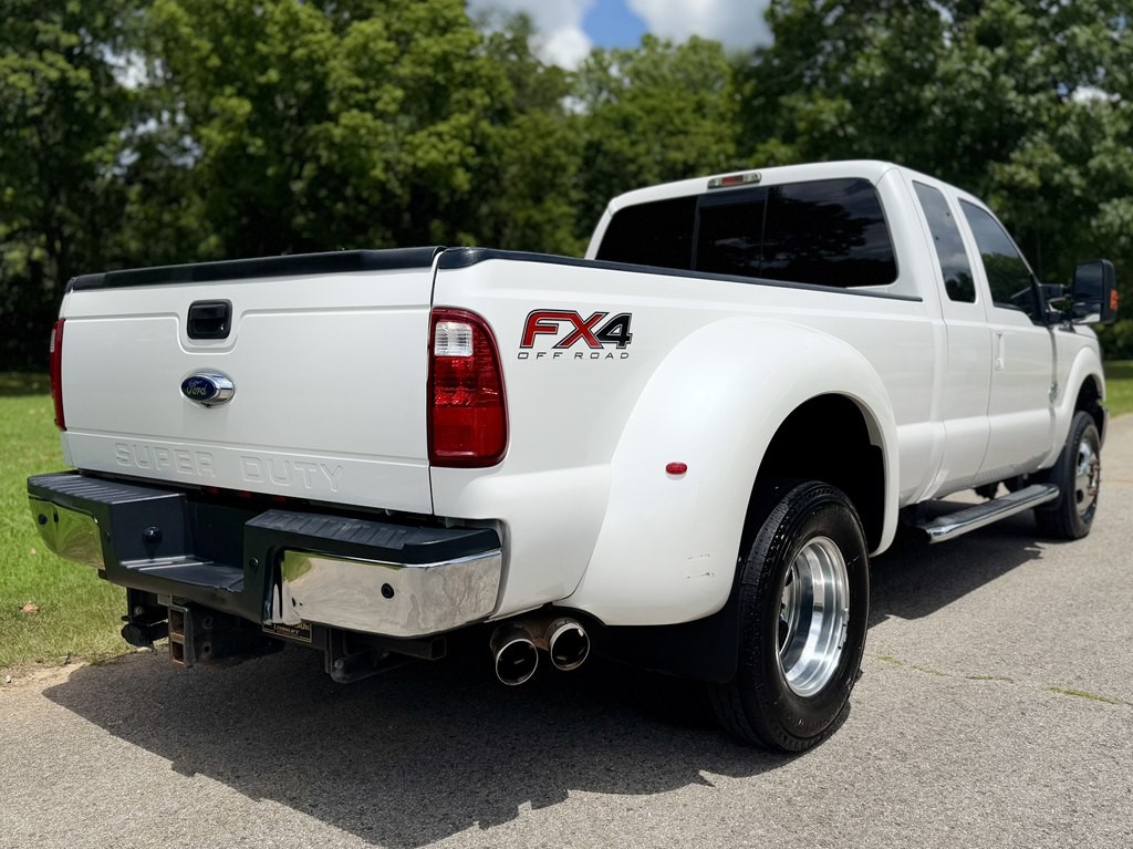 2015 Ford F-350 Image 5