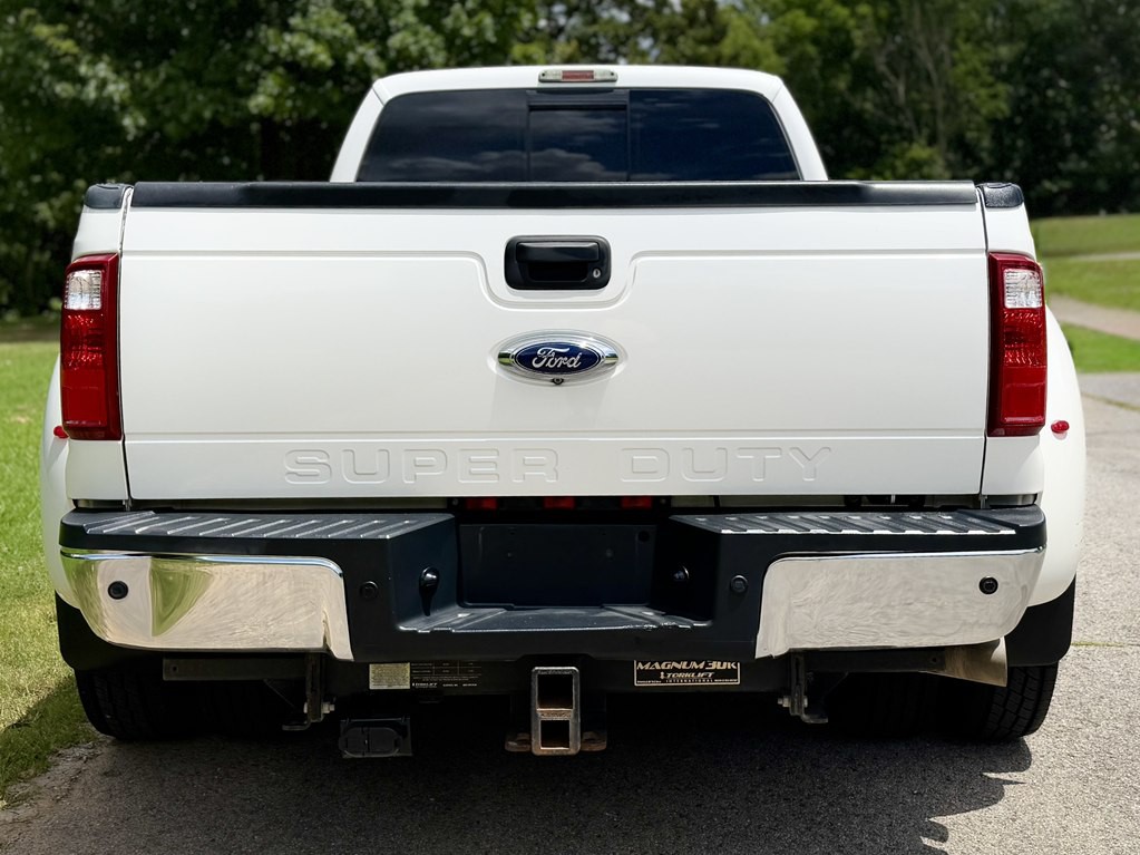 2015 Ford F-350 Image 6