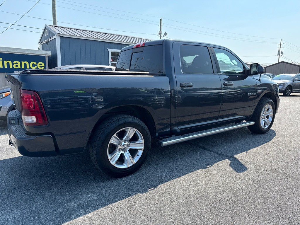 2014 RAM 1500 Image 4