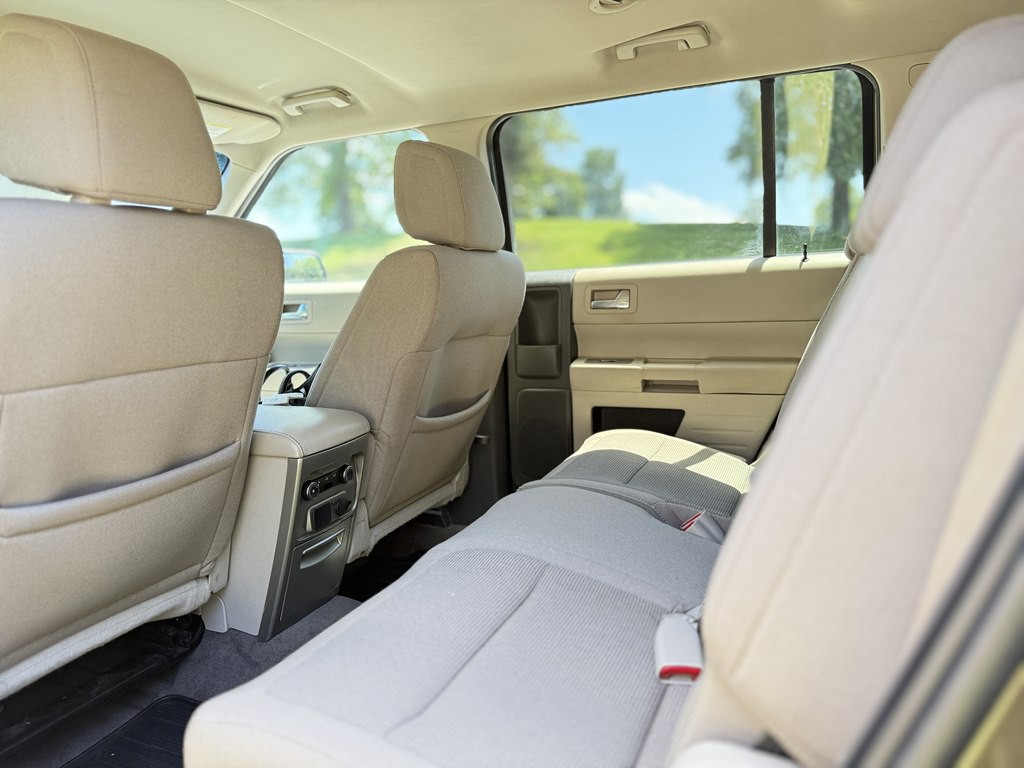2011 Ford Flex Image 9