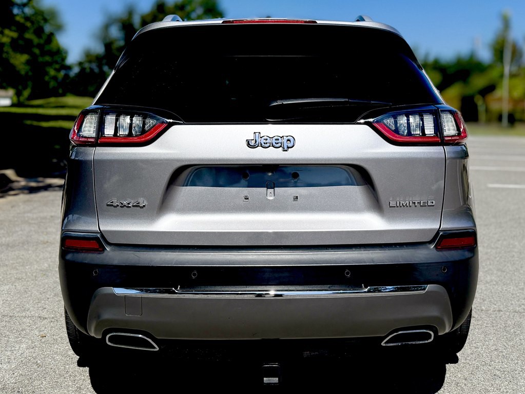 2019 Jeep Cherokee Image 5