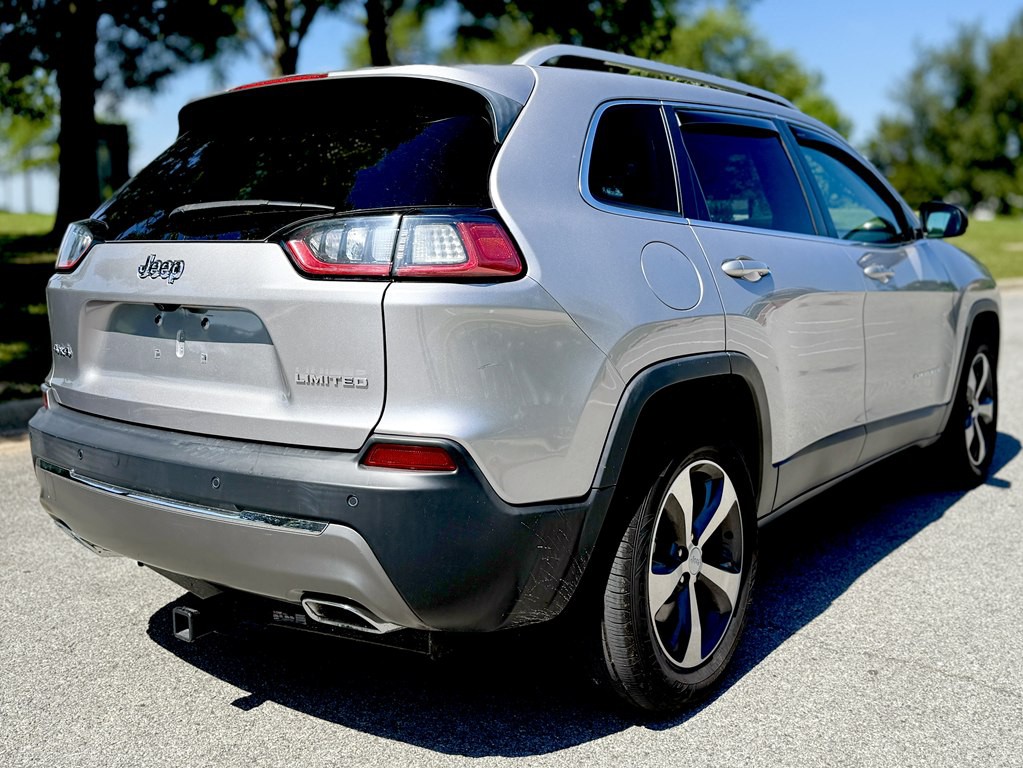 2019 Jeep Cherokee Image 6