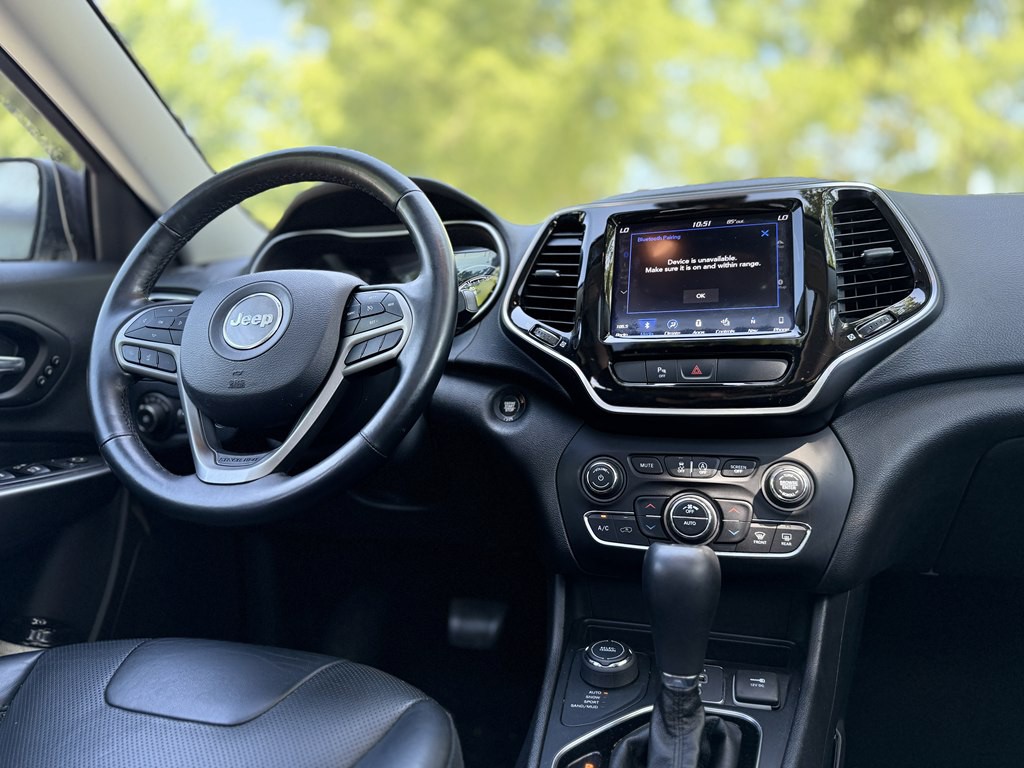 2019 Jeep Cherokee Image 8