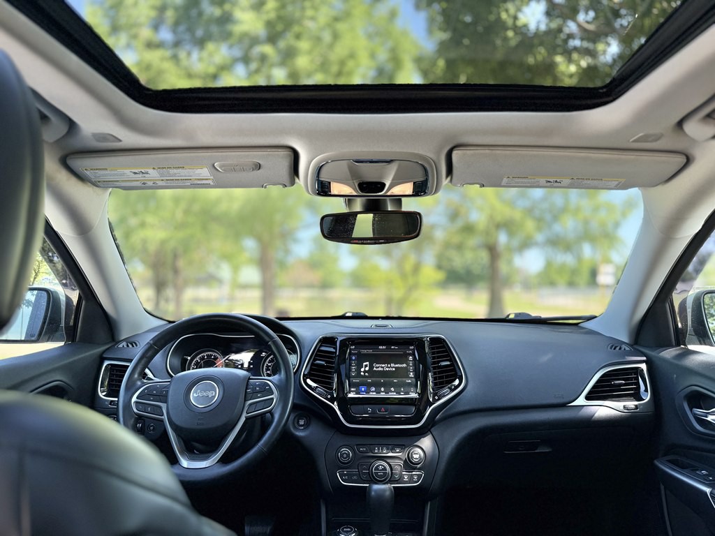 2019 Jeep Cherokee Image 11