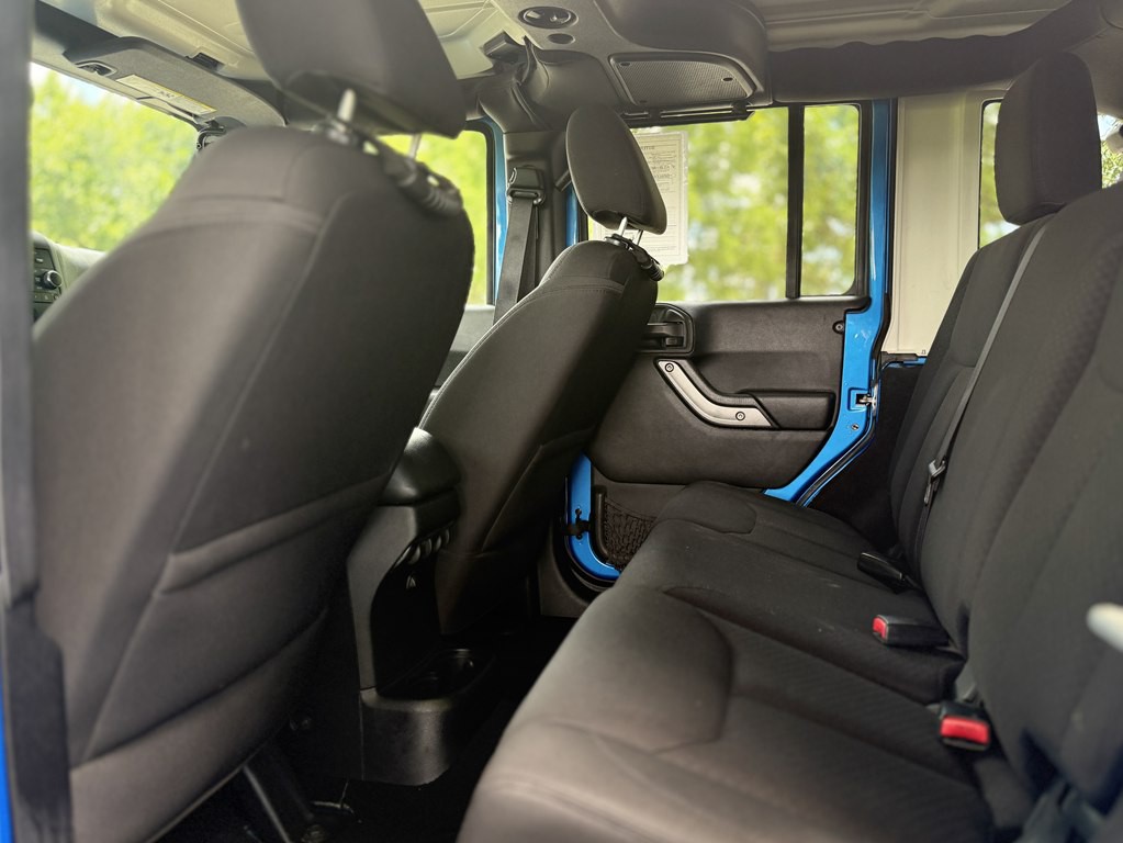 2016 Jeep Wrangler Unlimited Image 9