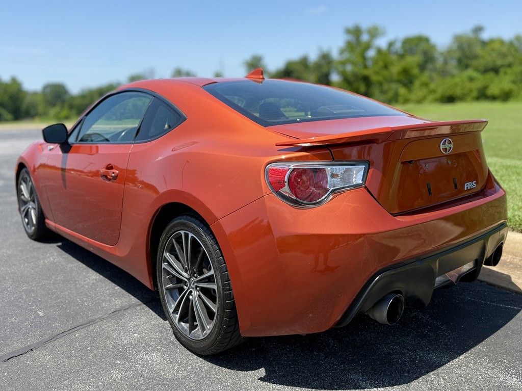 2016 Scion FR-S Image 6