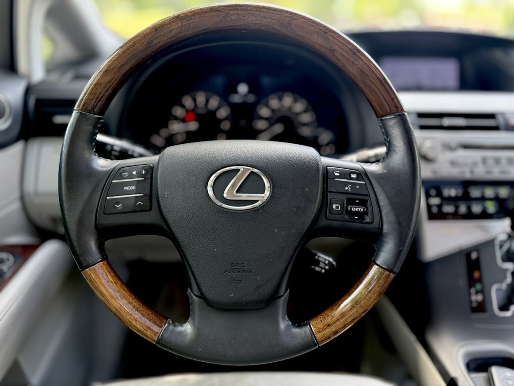 2011 Lexus RX Image 9