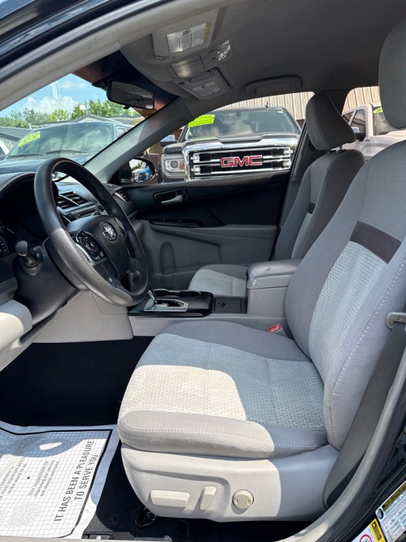 2014 Toyota Camry Image 7