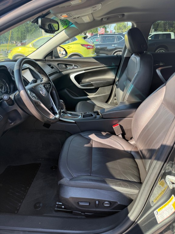 2016 Buick Regal Image 9