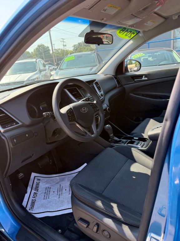 2016 Hyundai Tucson Image 8