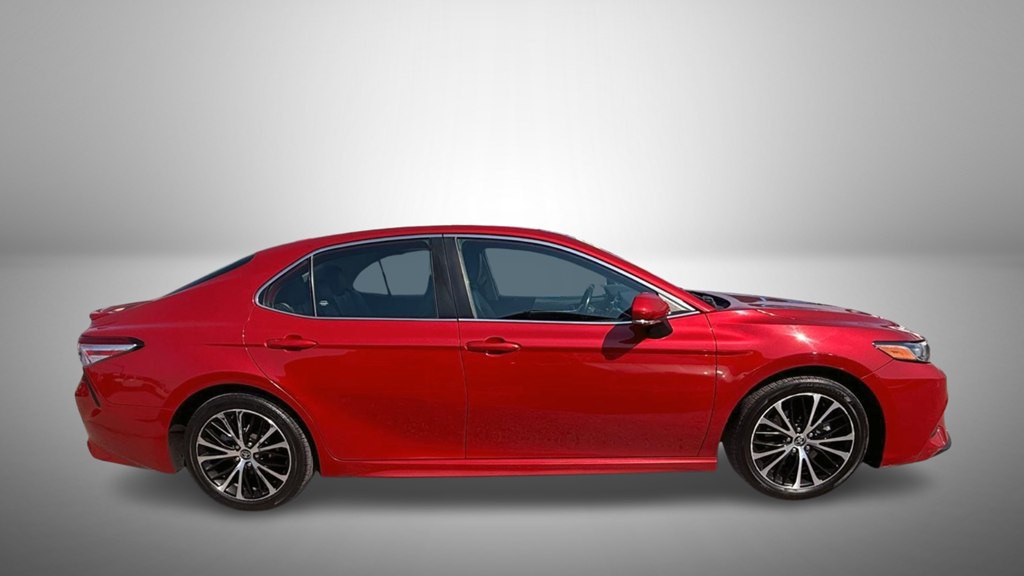 2020 Toyota Camry Image 5