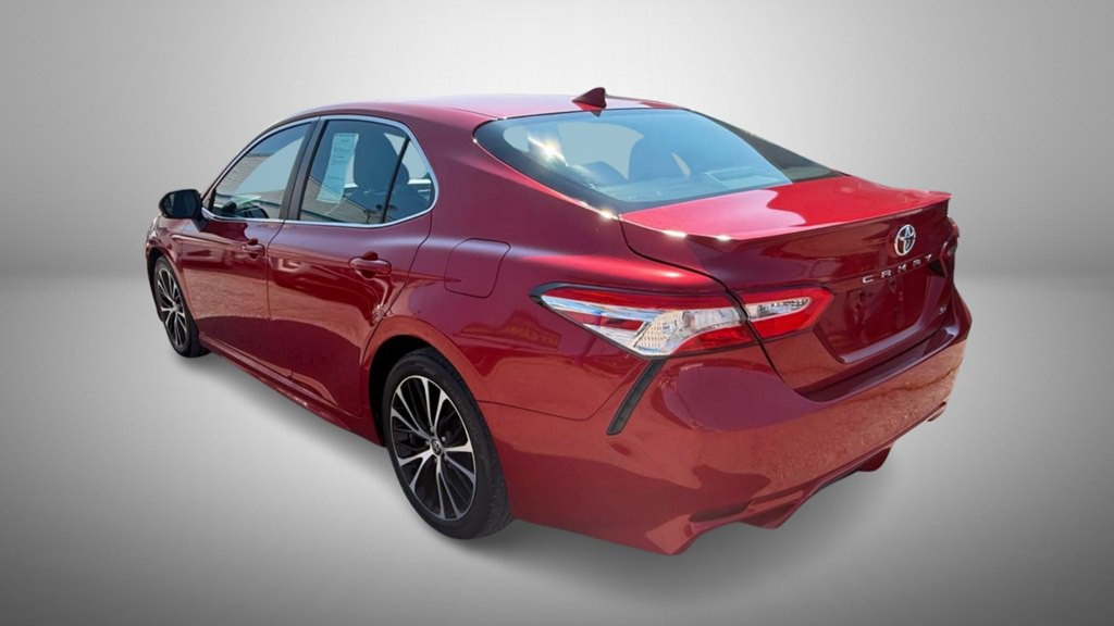 2020 Toyota Camry Image 8