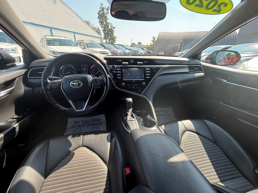 2020 Toyota Camry Image 10