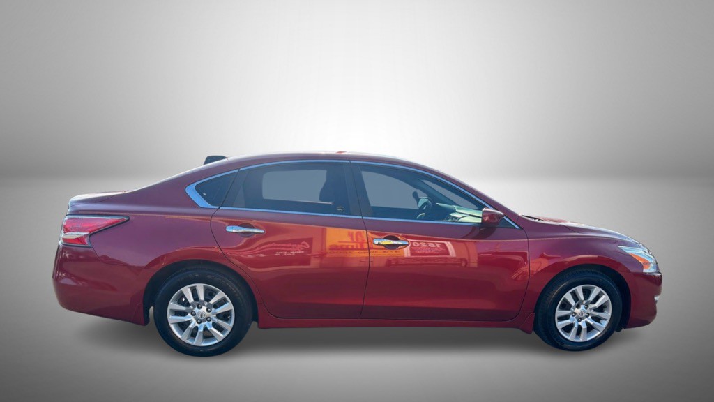 2014 Nissan Altima Image 4
