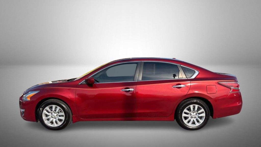 2014 Nissan Altima Image 8