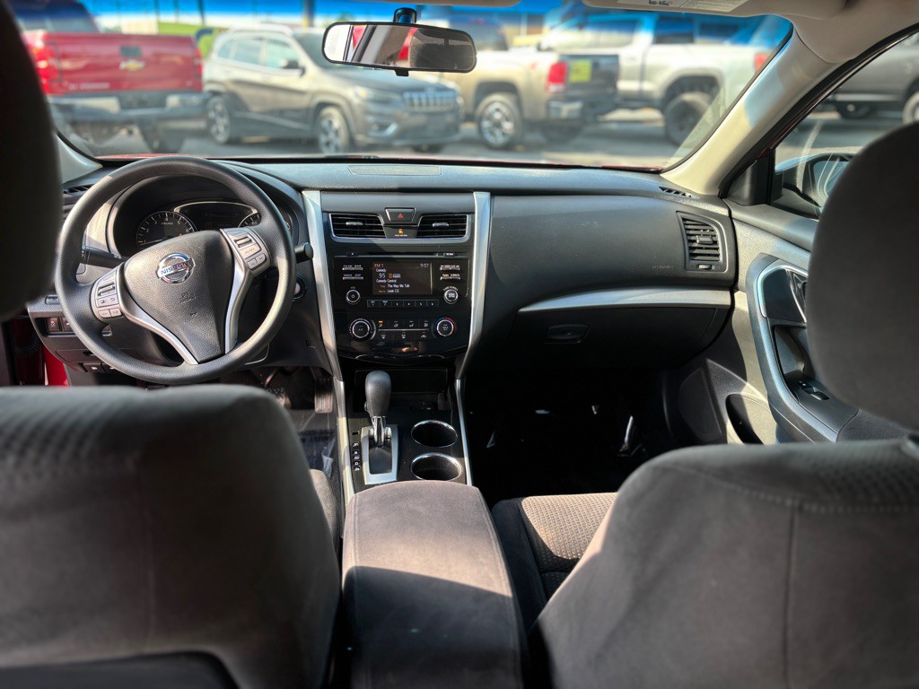 2014 Nissan Altima Image 9