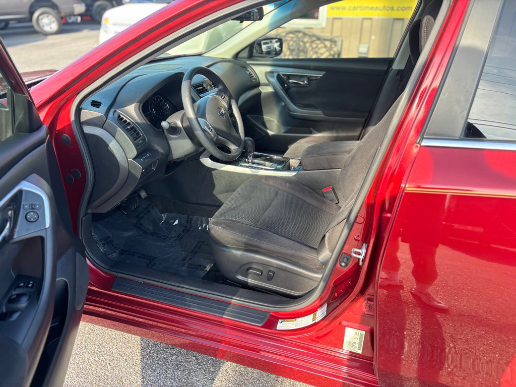 2014 Nissan Altima Image 11