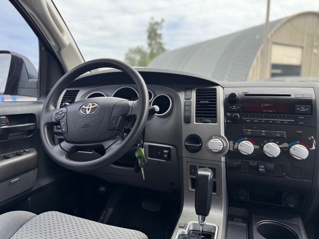 2011 Toyota Tundra Image 8