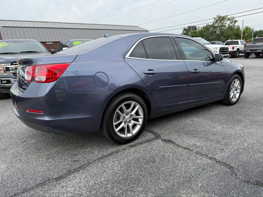 2014 Chevrolet Malibu Image 3