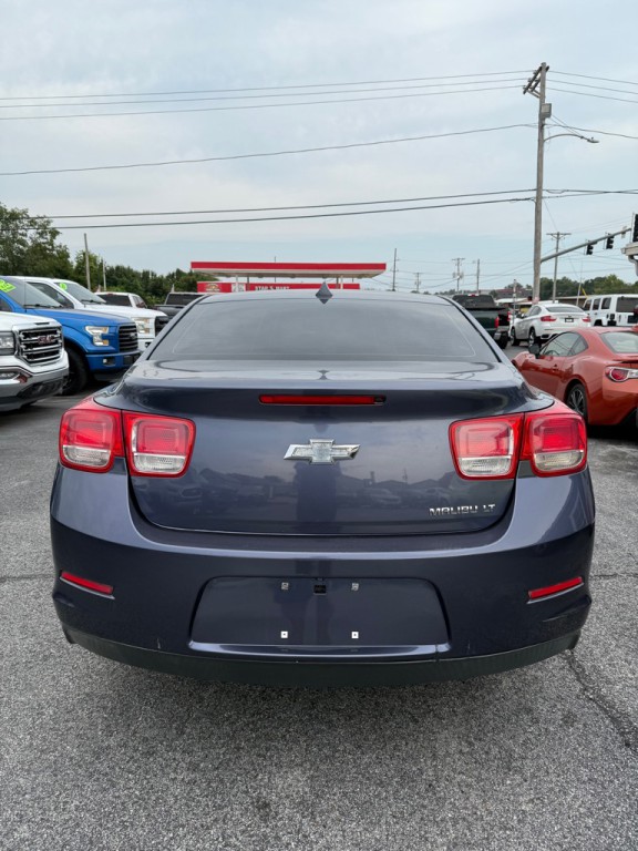 2014 Chevrolet Malibu Image 4