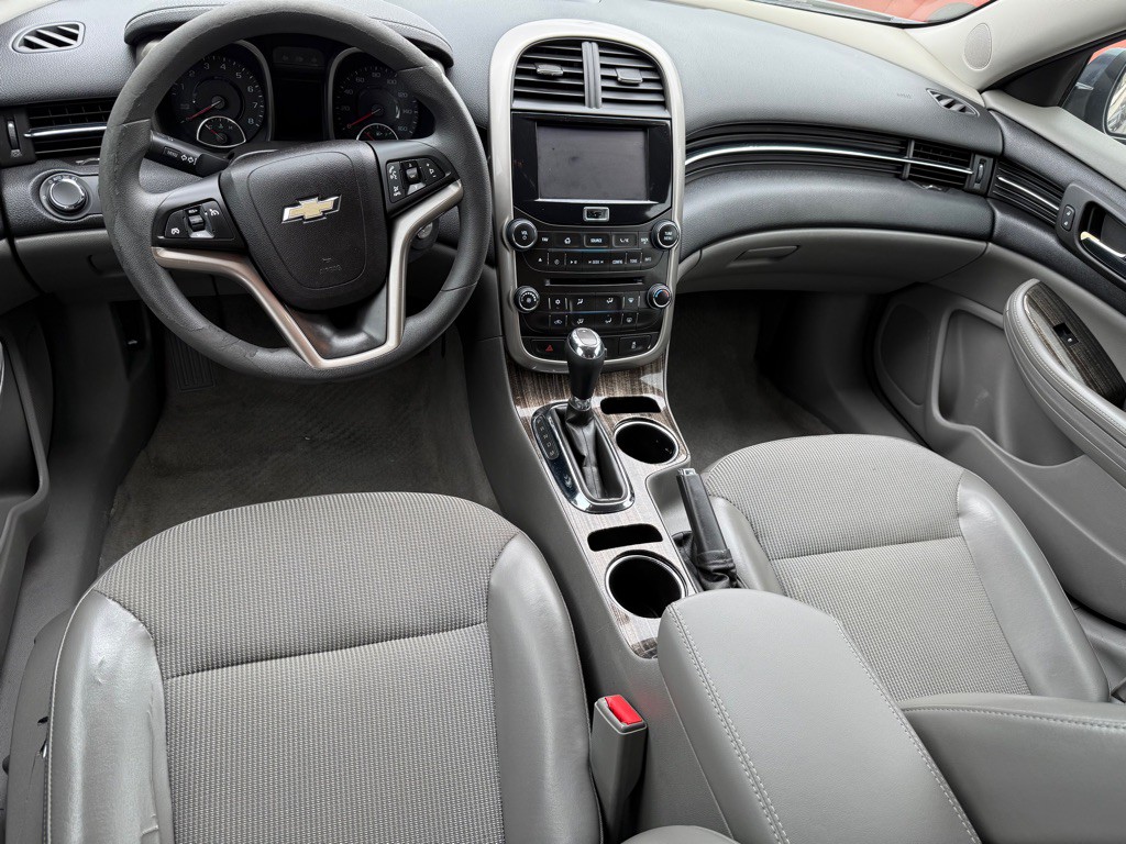 2014 Chevrolet Malibu Image 6