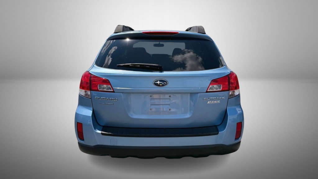 2010 Subaru Outback Image 5