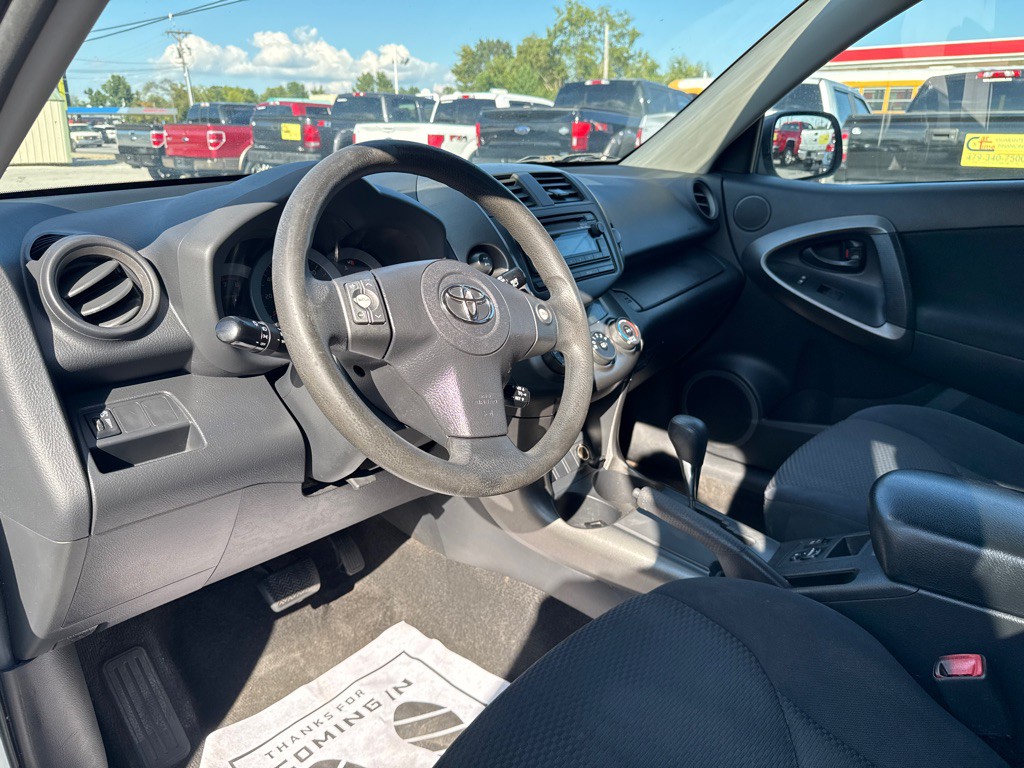 2012 Toyota Rav4 Image 9
