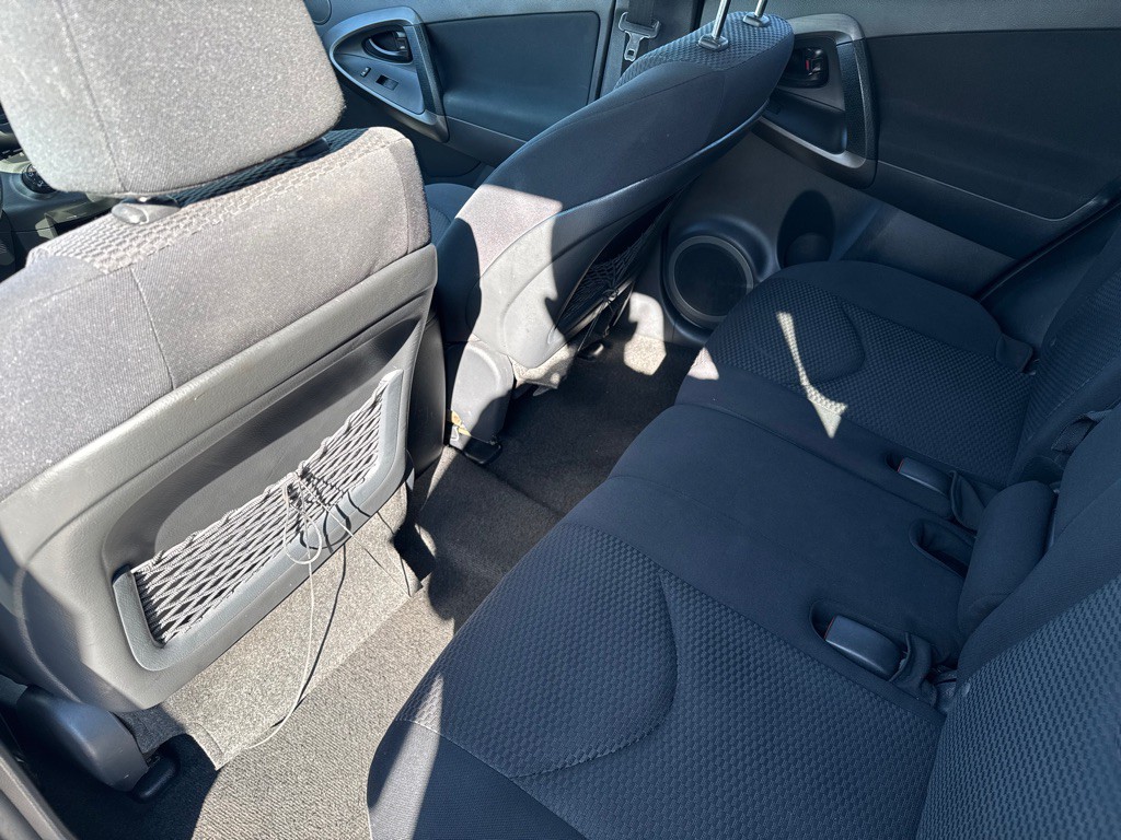 2012 Toyota Rav4 Image 10