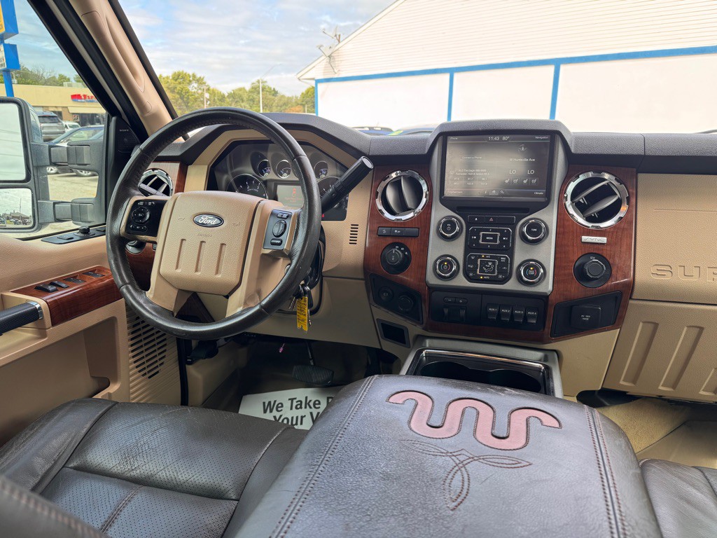 2015 Ford F-250 Image 11
