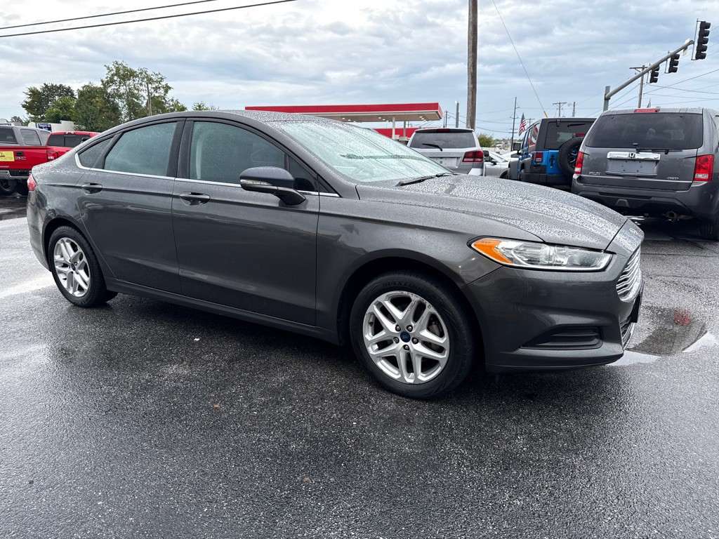 2016 Ford Fusion Image 3