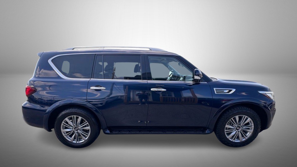 2021 INFINITI QX80 Image 4