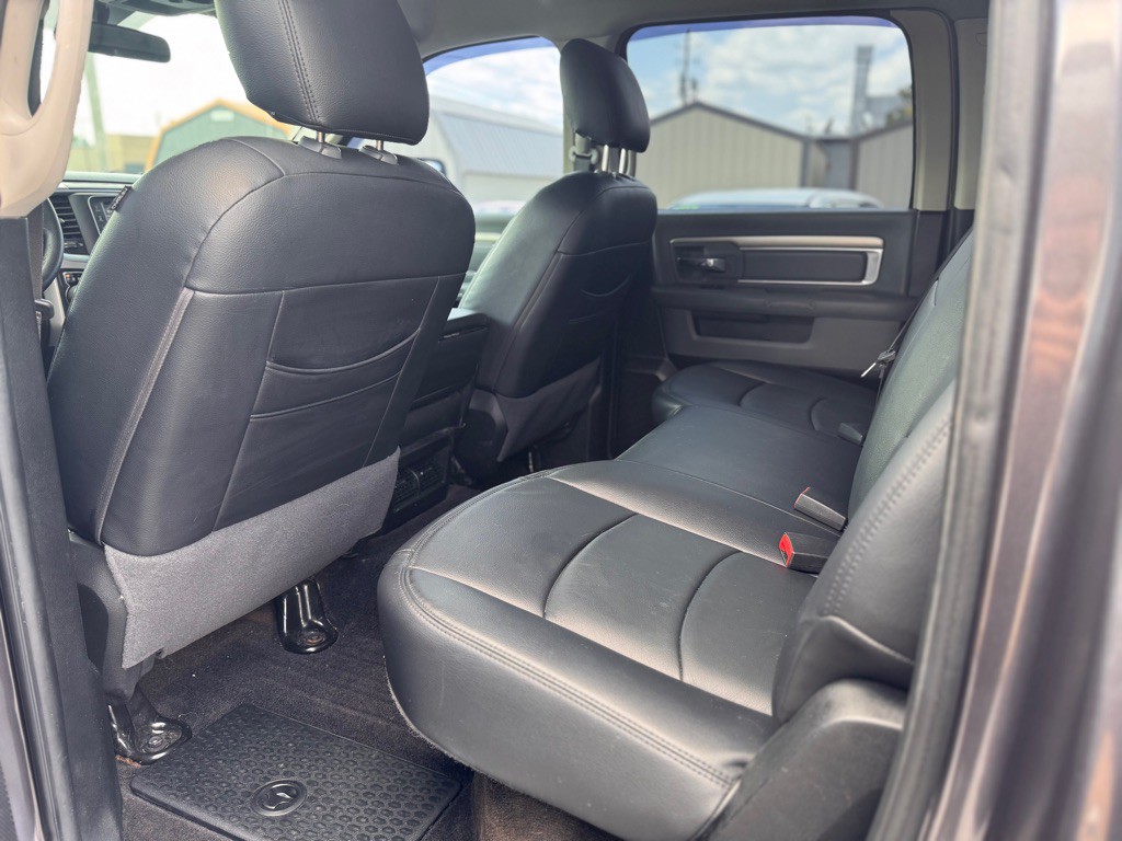 2017 RAM 1500 Image 10
